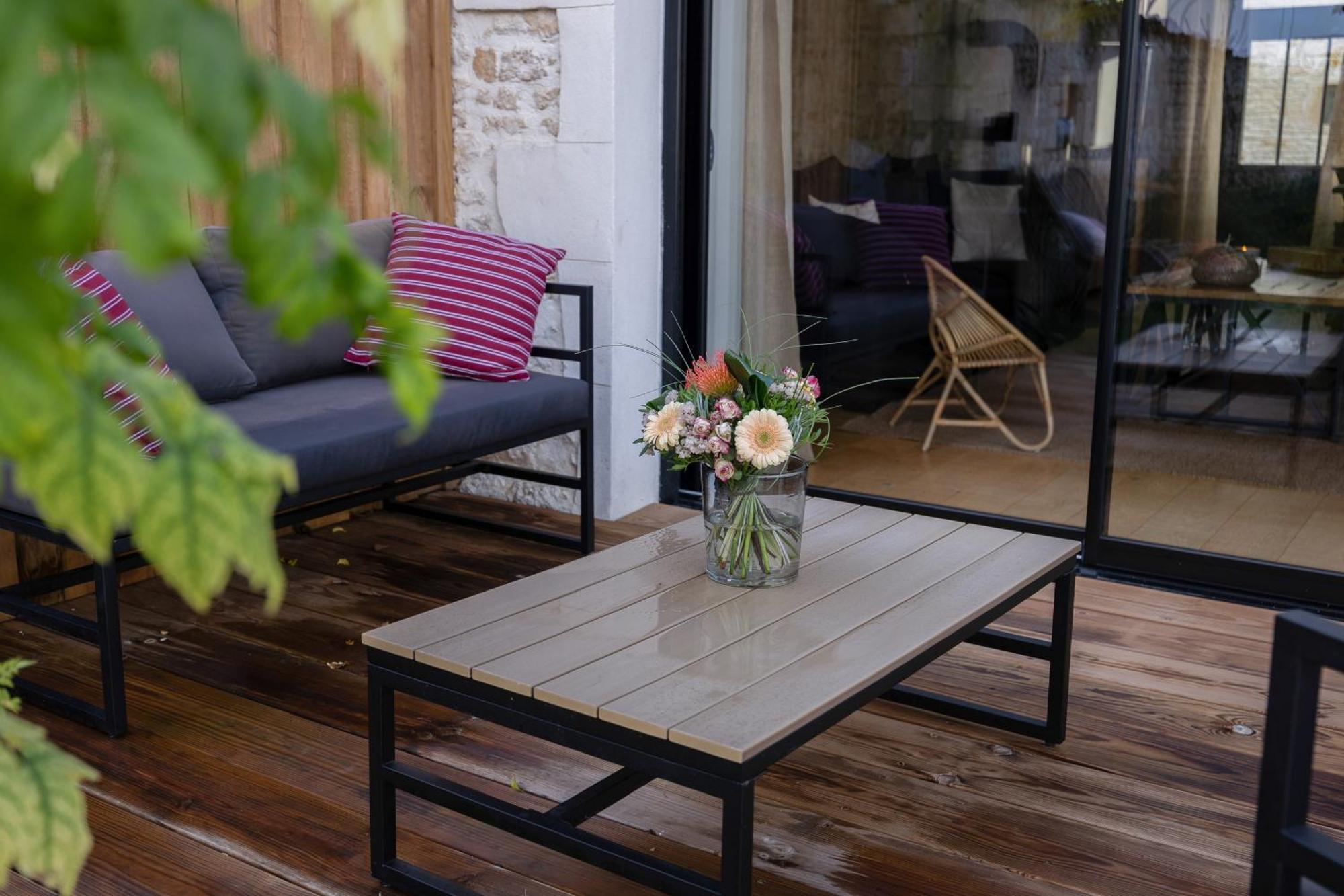 Domaine Slow-Life Thairé Exterior photo