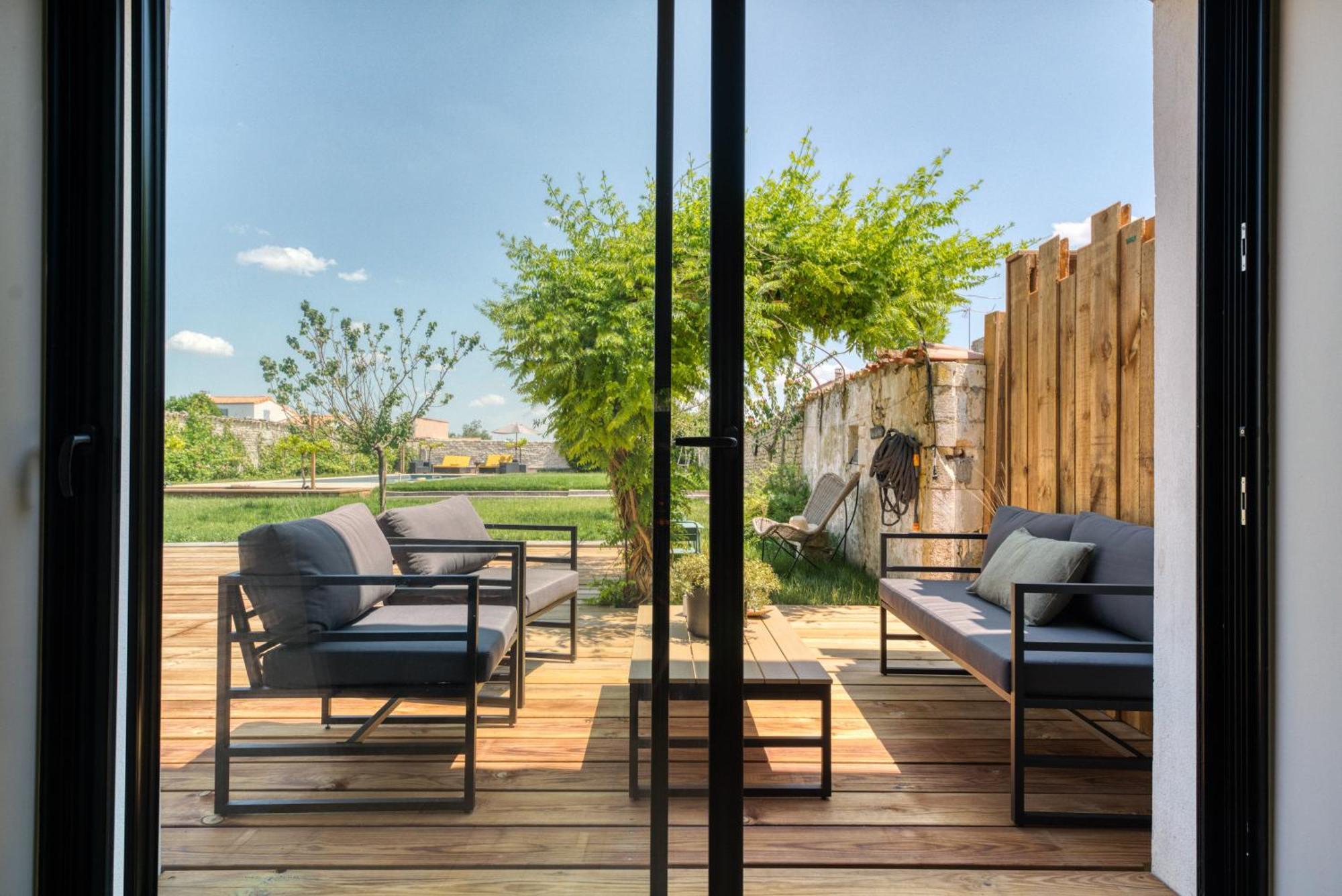 Domaine Slow-Life Thairé Exterior photo